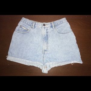 Vintage high waisted shorts